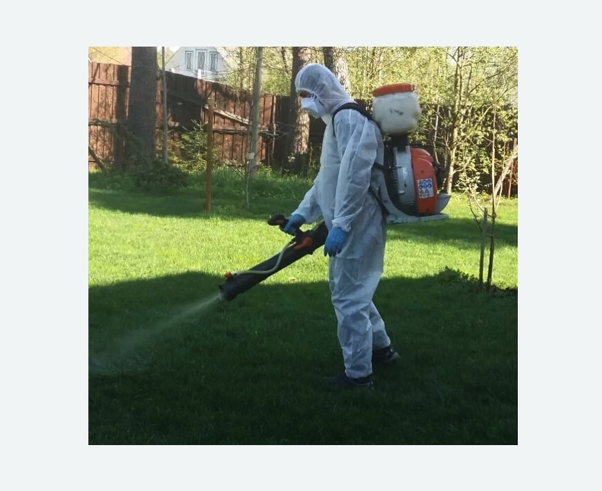 Обработка территории от клещей в Светлограде